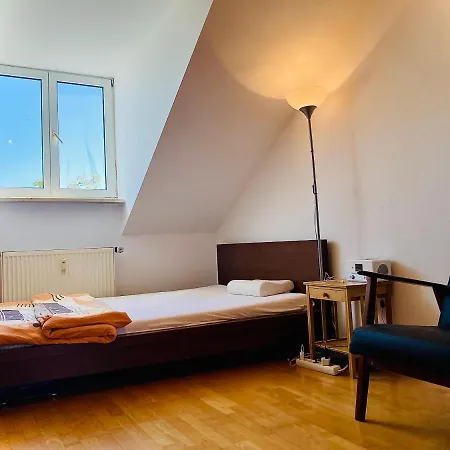 民宿 Amazing Private Room In Furnished Apartment